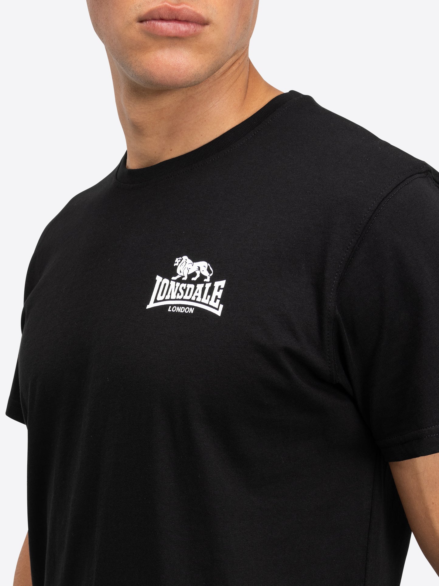 Lonsdale 114074 Warlingham T-Shirt Schwarz