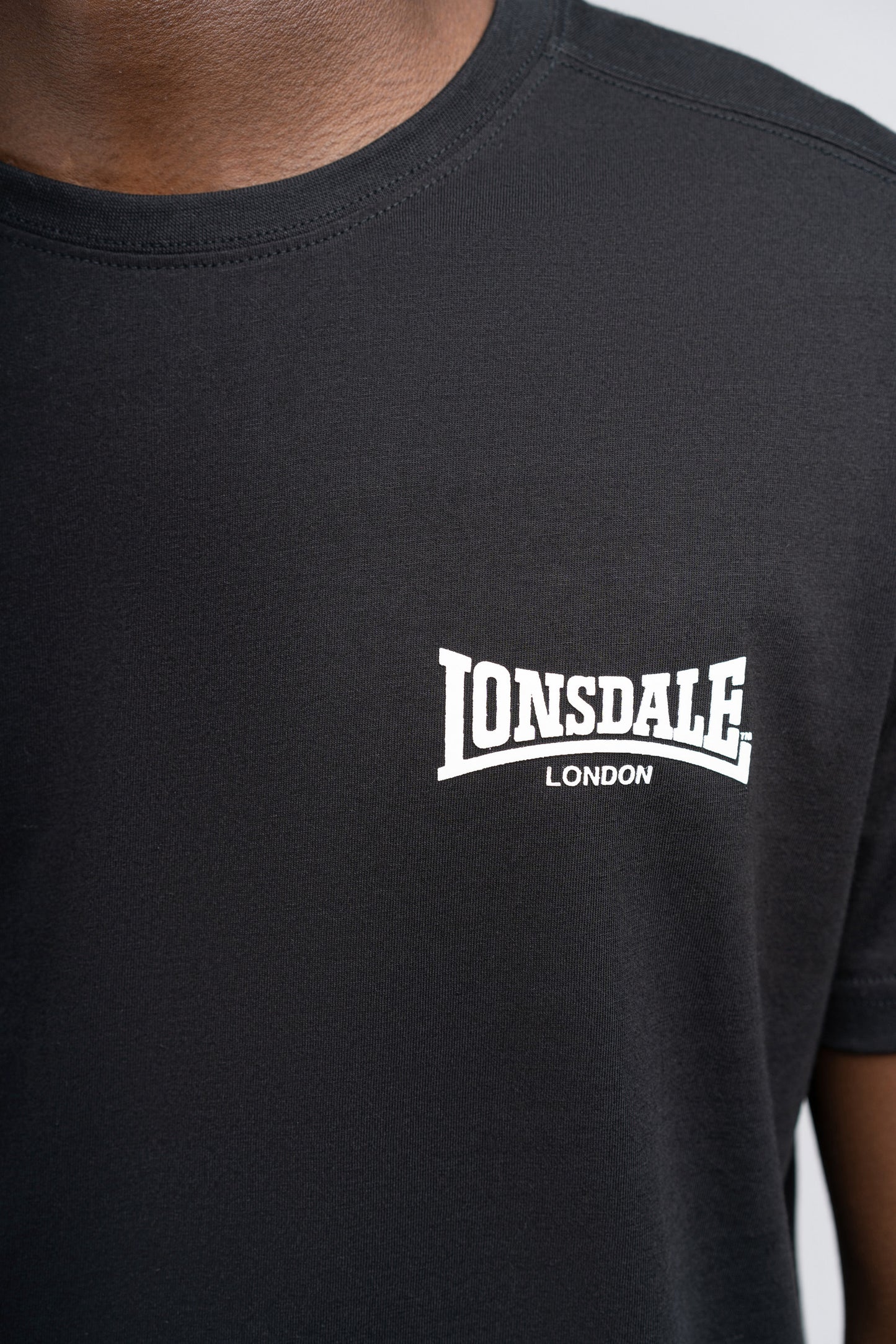 Lonsdale 117108 Elmdon T-Shirt - Schwarz