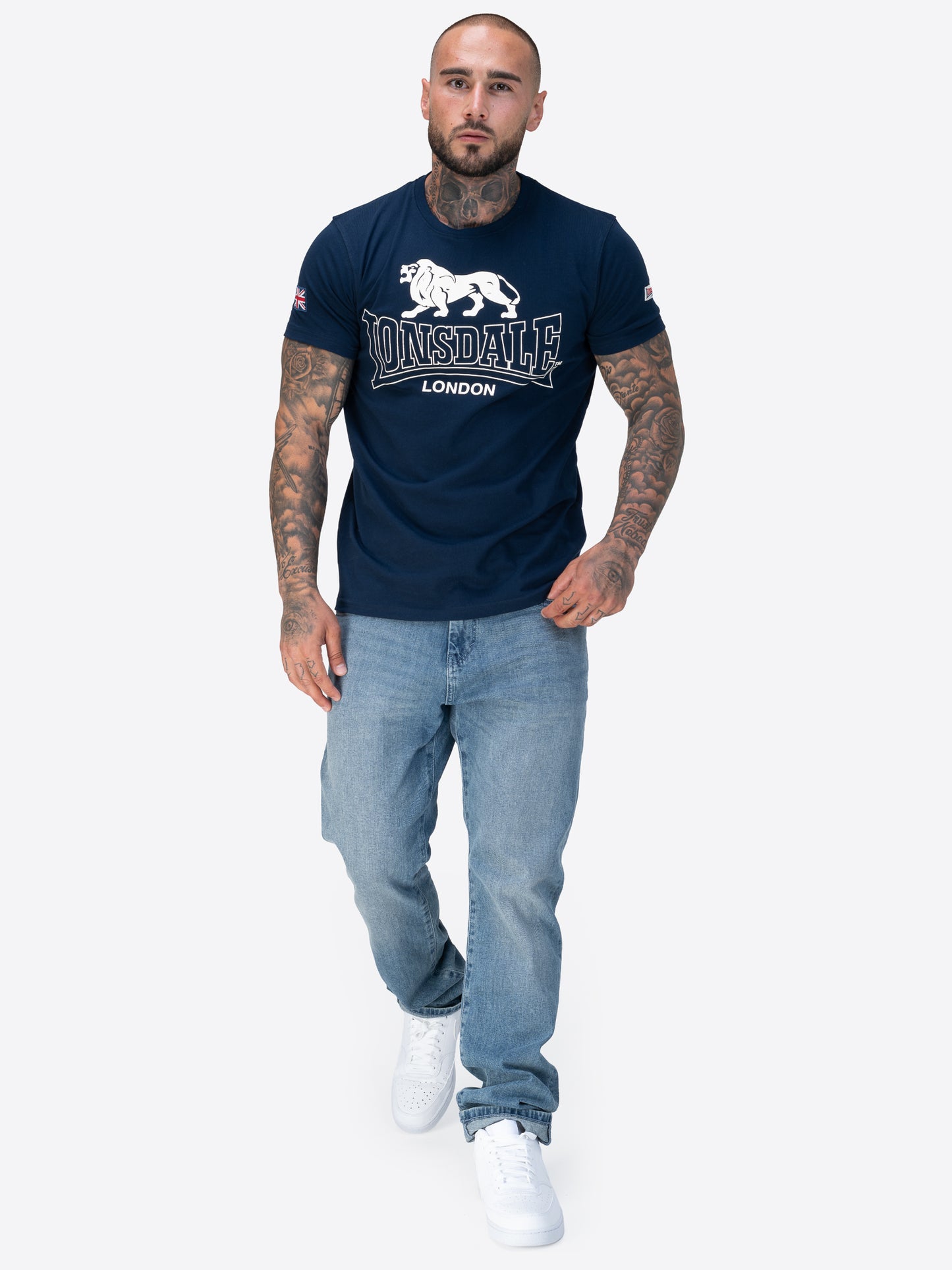 Lonsdale T-Shirt aus schwerem Jersey mit Logo-Print vorn und kleinen Ärmel-Details wie Union Jack
