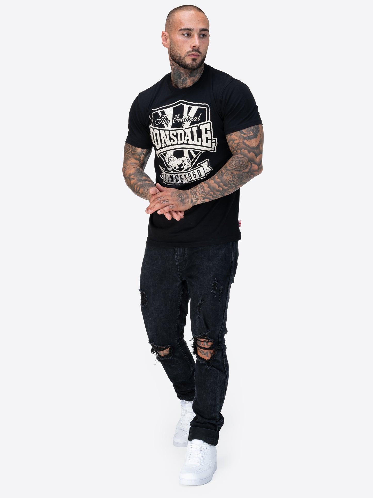 Lonsdale T-Shirt aus schwerem Jersey mit Logo-Print vorn und kleinen Ärmel-Details wie Union Jack
