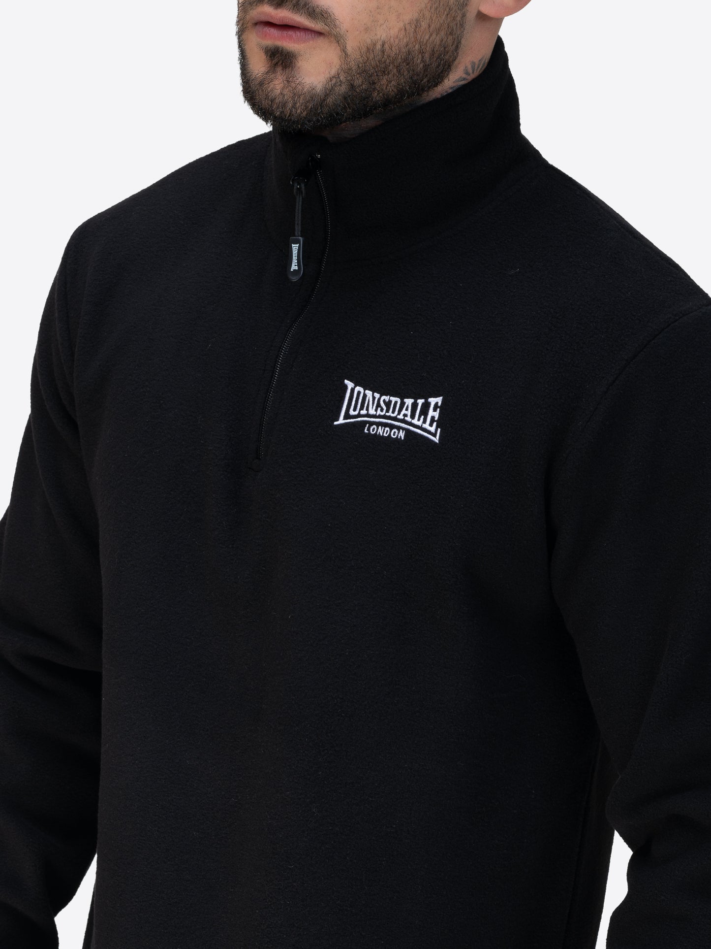 Lonsdale Sweatshirt-Troyer mit kurzem Reissverschluss und kleiner Logo-Stickerei auf der Brust