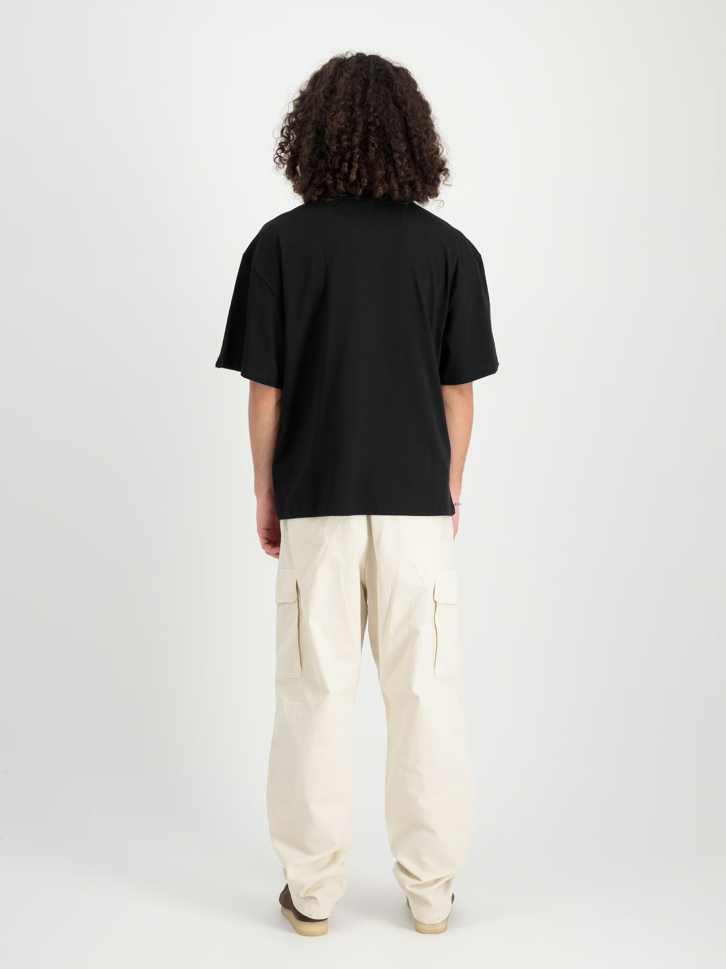 Rückseite des Alpha Industries College T-Shirt – Loose Fit Baumwolle schwarz