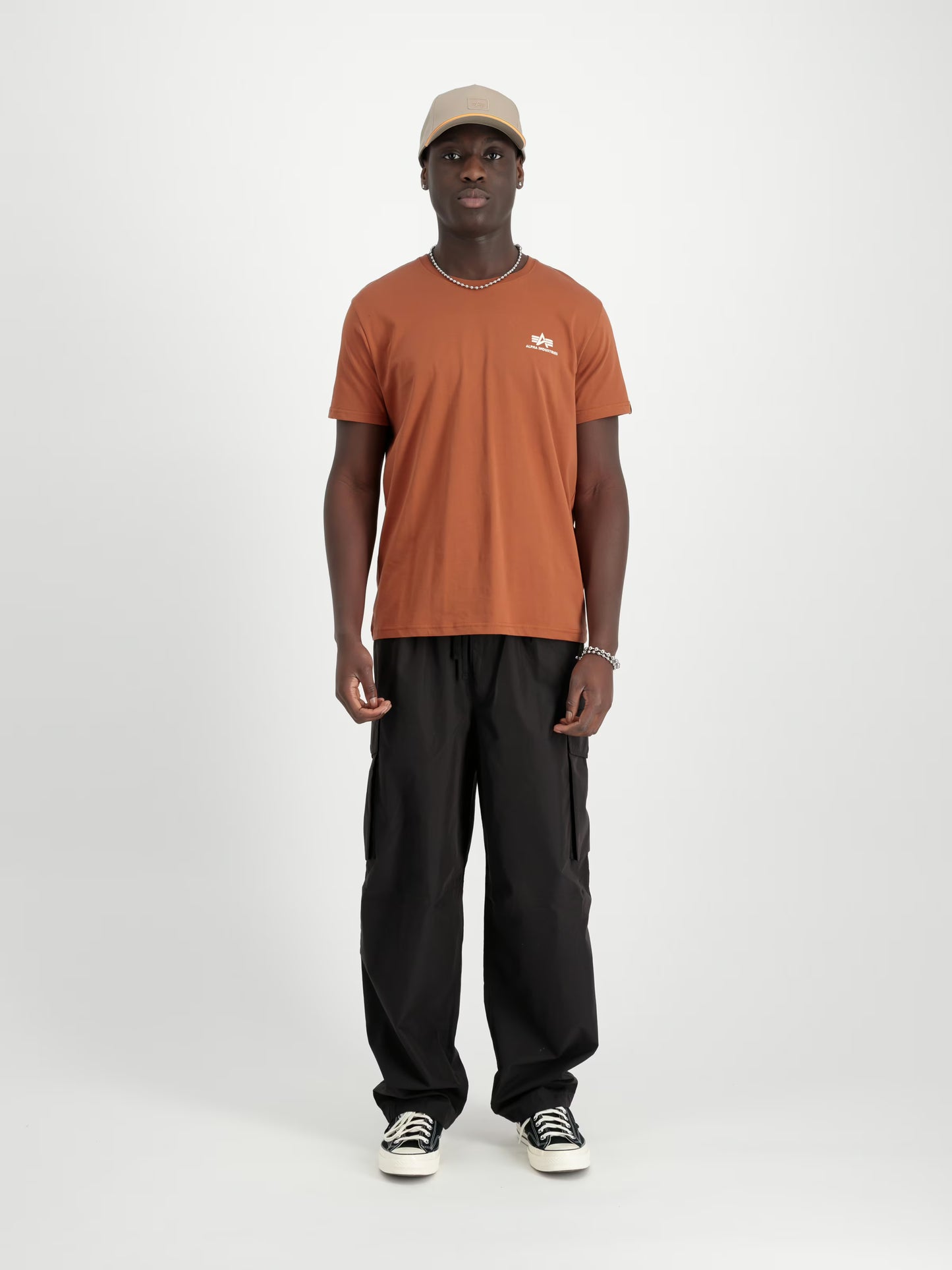 188505 Alpha Industries Basic T-Shirt Small Logo - hazel brown