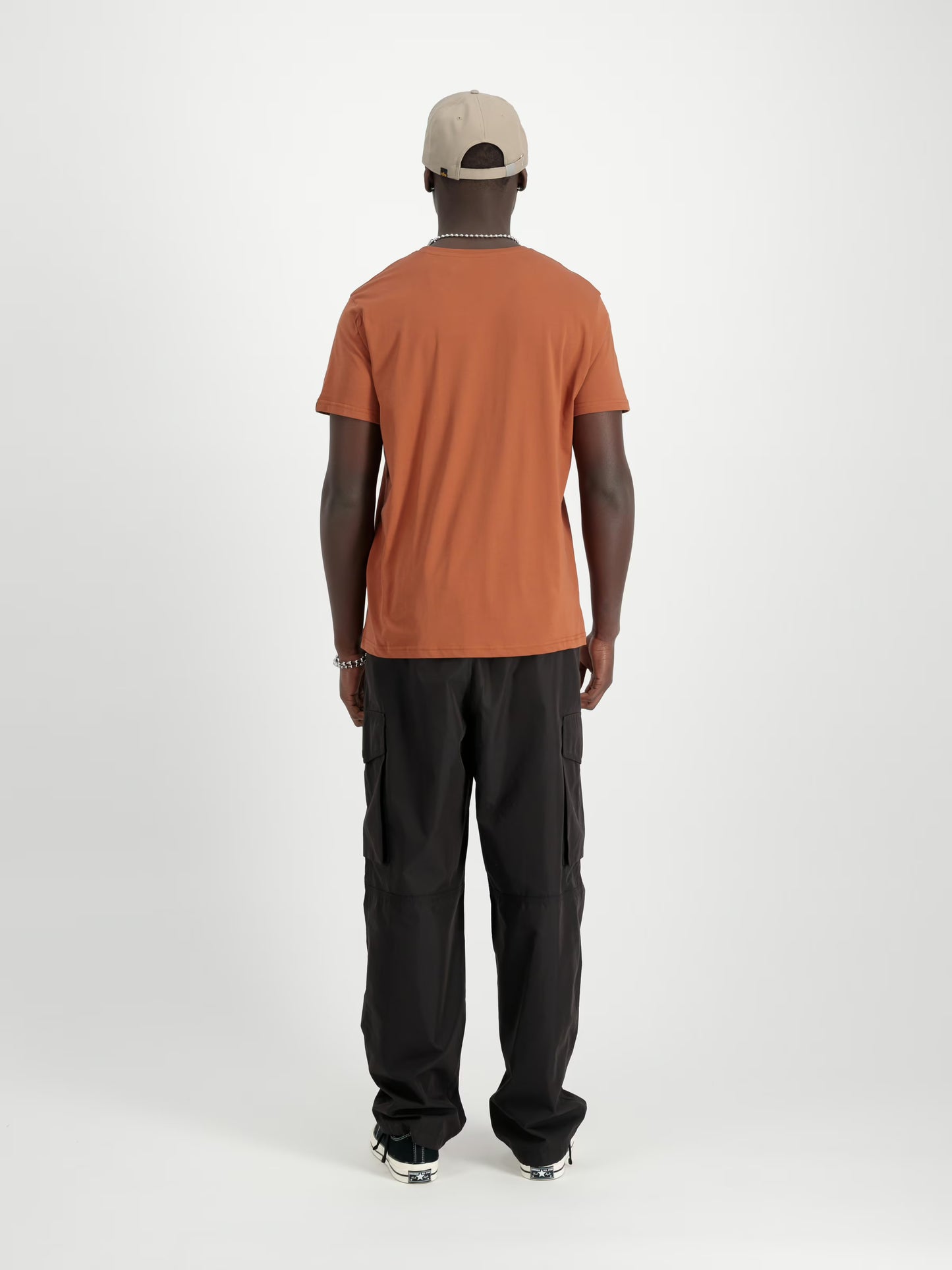 188505 Alpha Industries Basic T-Shirt Small Logo - hazel brown