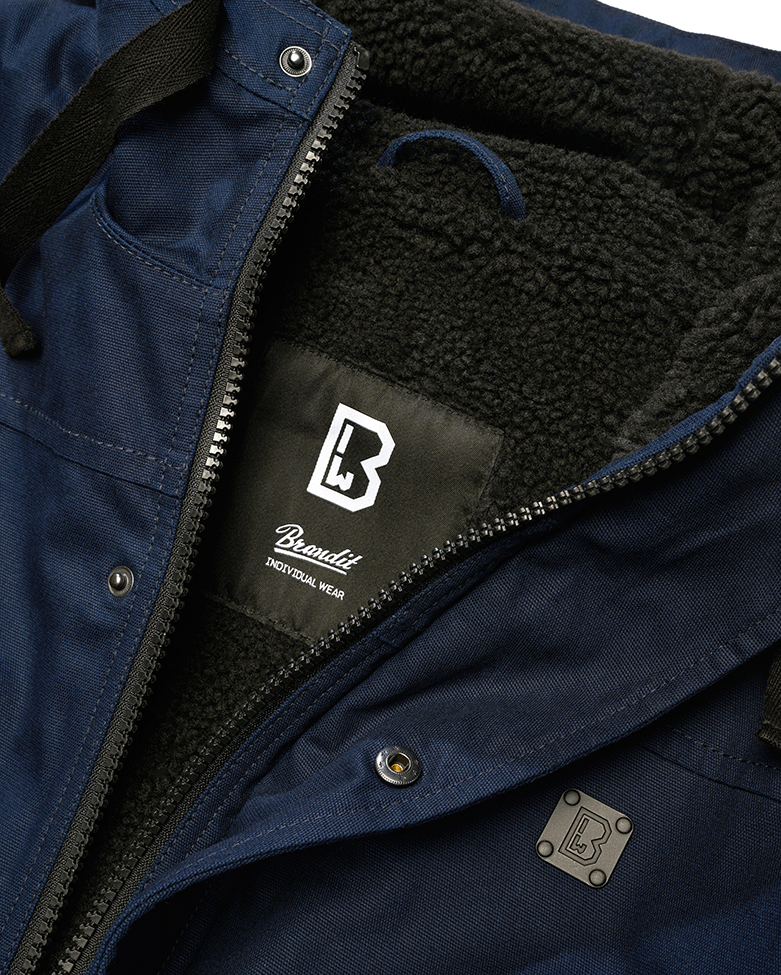 Brandit Kurzjacke Navy aus robustem Canvas mit Kapuze, Kordelzug, Teddyfellfutter und praktischen Taschen
