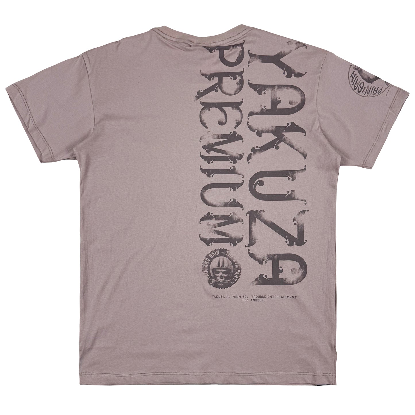 Yakuza Premium T-Shirt 3902 in hellrose mit grossem Frontprint im Tattoo-Stil und markantem Schriftzug auf dem Rücken – Herren Streetwear