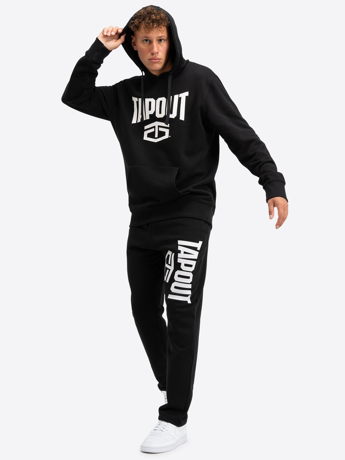 Tapout ACTIVE BASIC HOODIE 940002 Hoody Schwarz