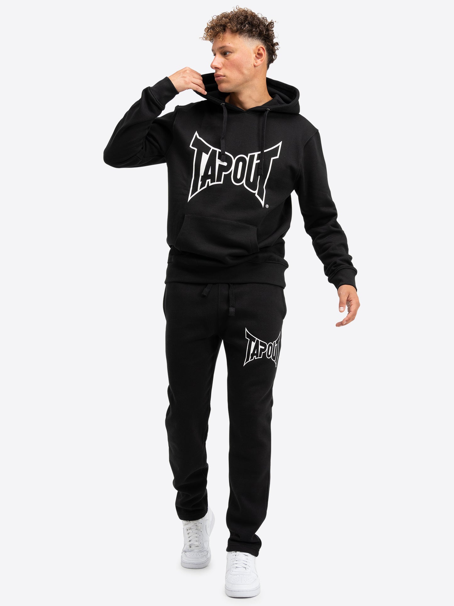 Tapout LIFESTYLE BASIC HOODIE 940006 Kapuzensweatshirt - Black