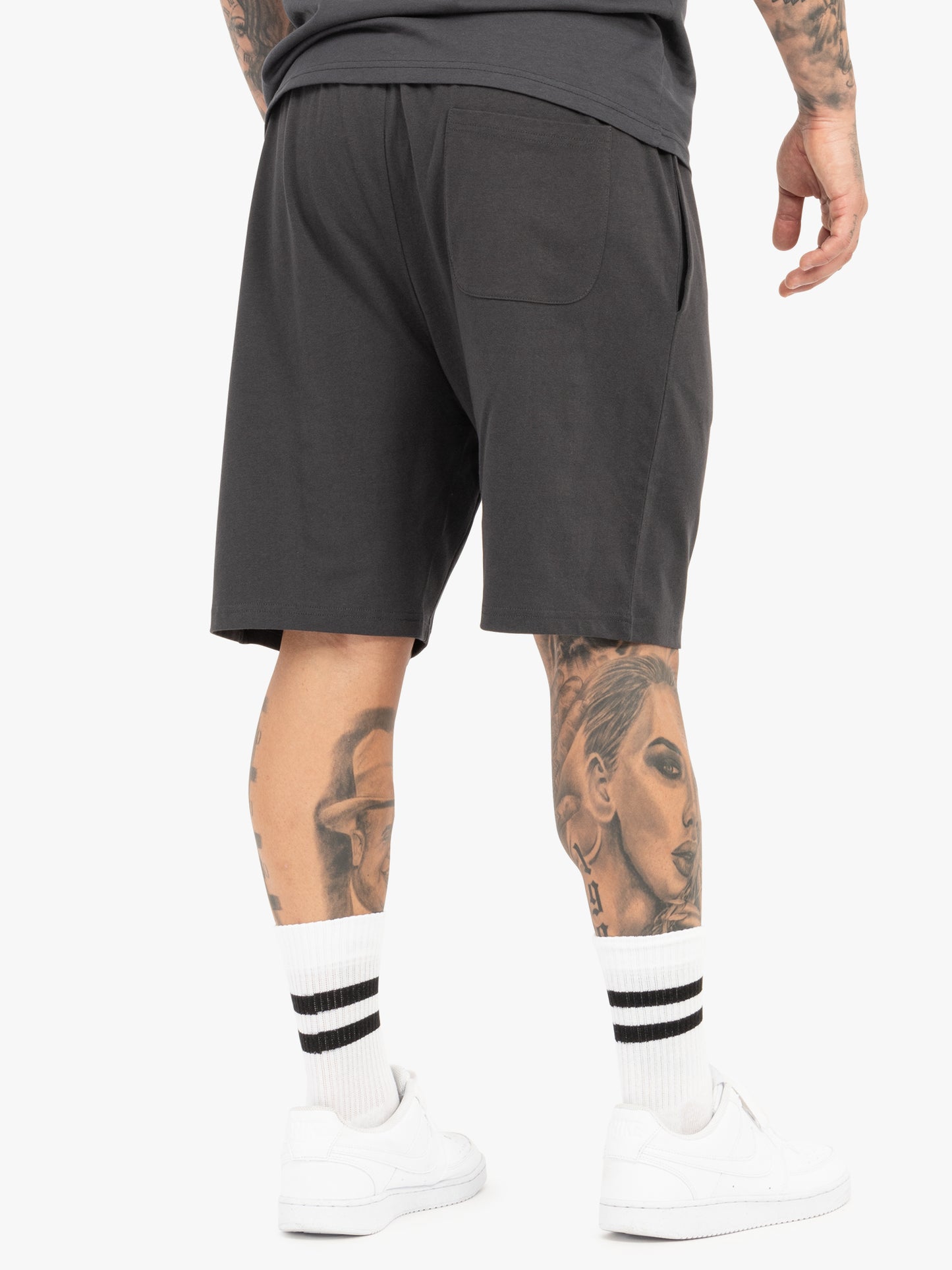 Tapout LIFESTYLE BASIC SHORTS 940007 Shorts - Anthracite