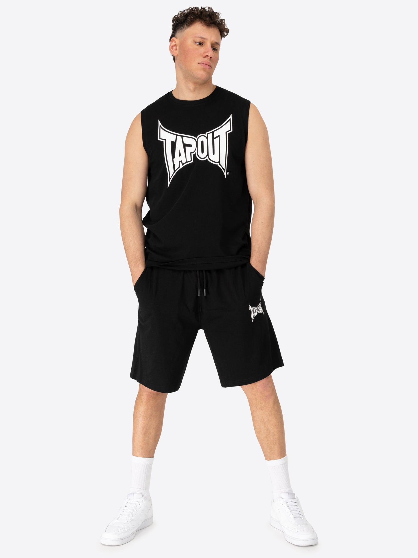 Tapout 940093 Diego T-Shirt & Shorts Set Schwarz