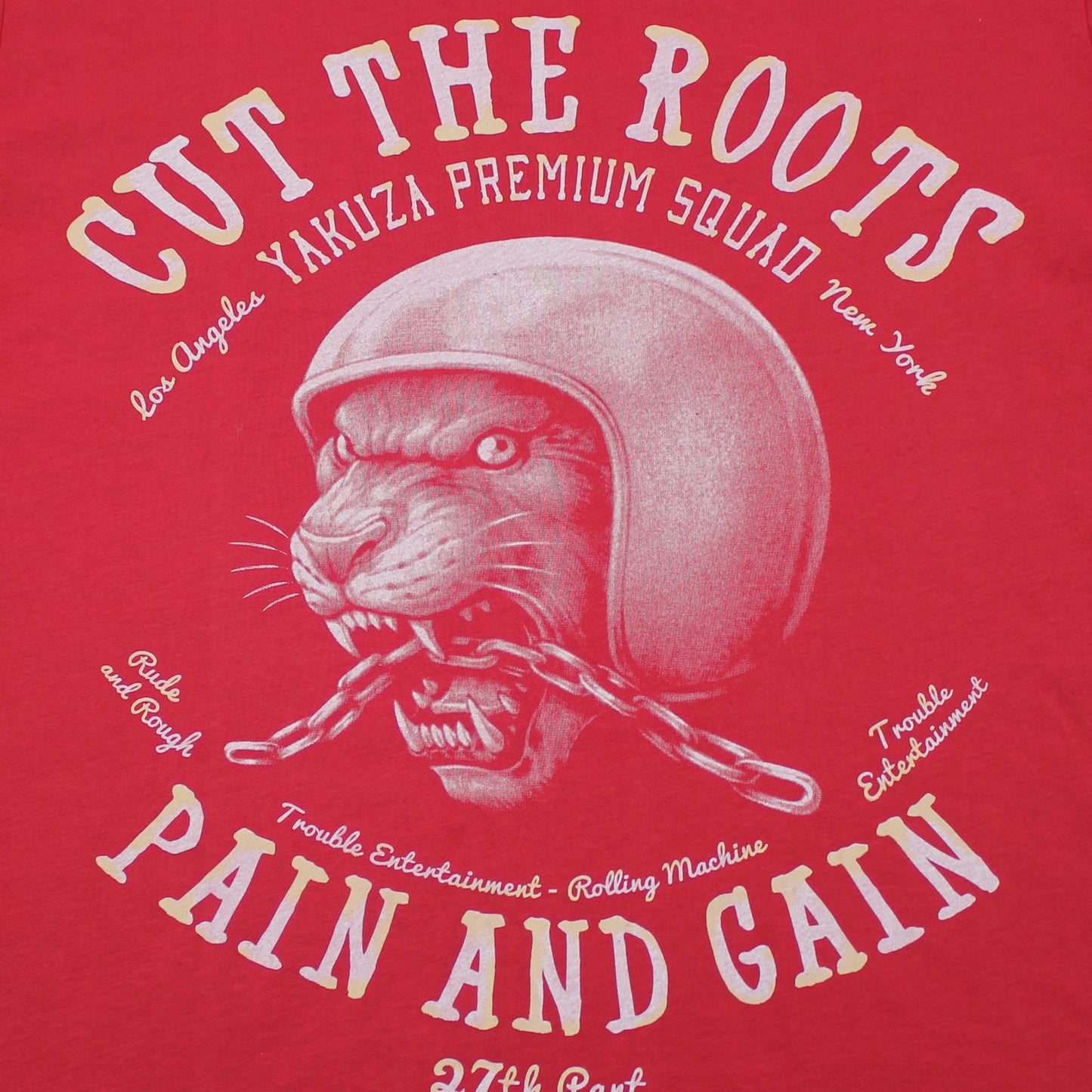 Yakuza Premium T-Shirt 3901 in rot mit grossem Frontprint im Tattoo-Stil und markantem Schriftzug auf dem Rücken – Herren Streetwear