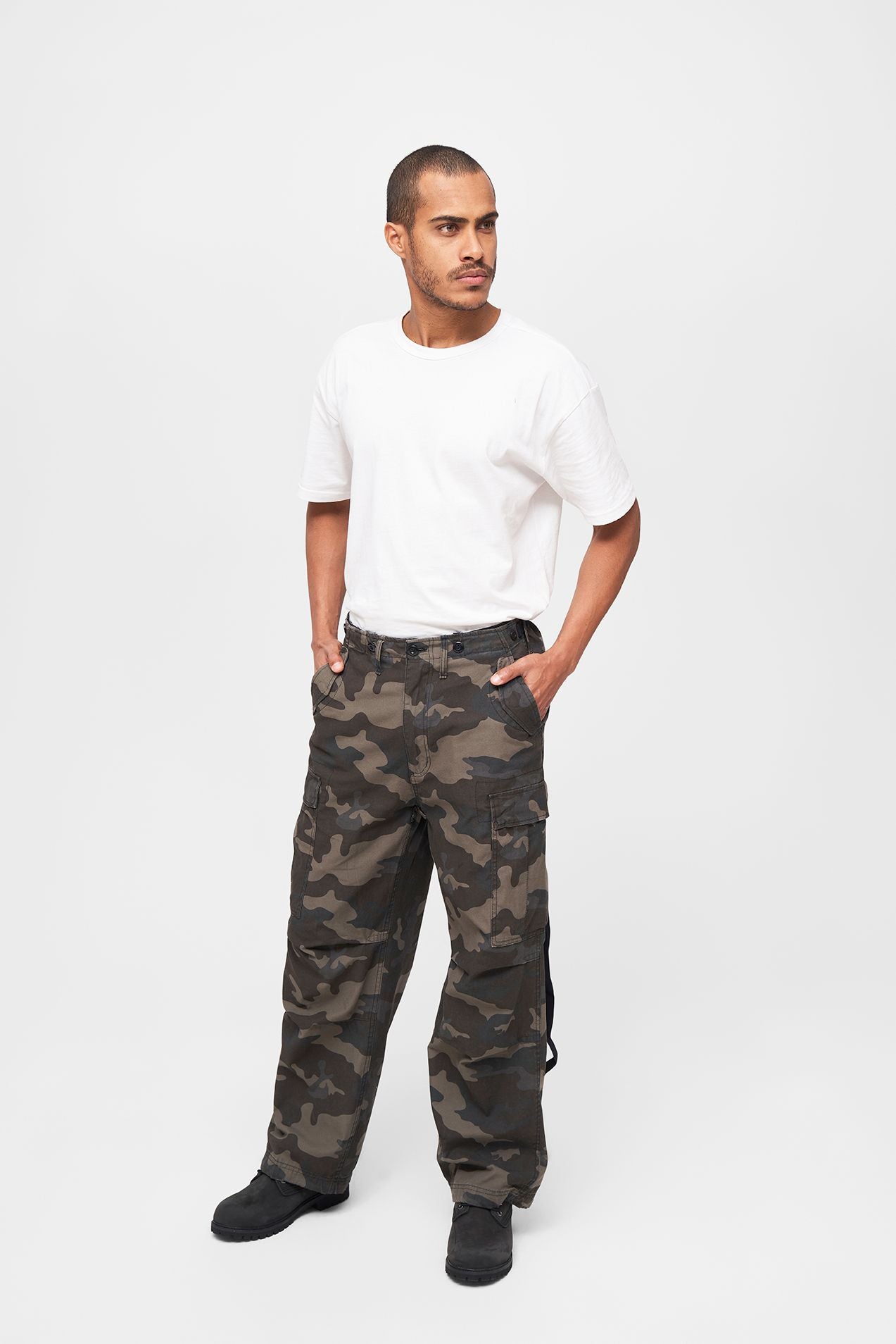 Lange Cargo-Hose für Herren von Brandit im Darkcamo-Tarnmuster