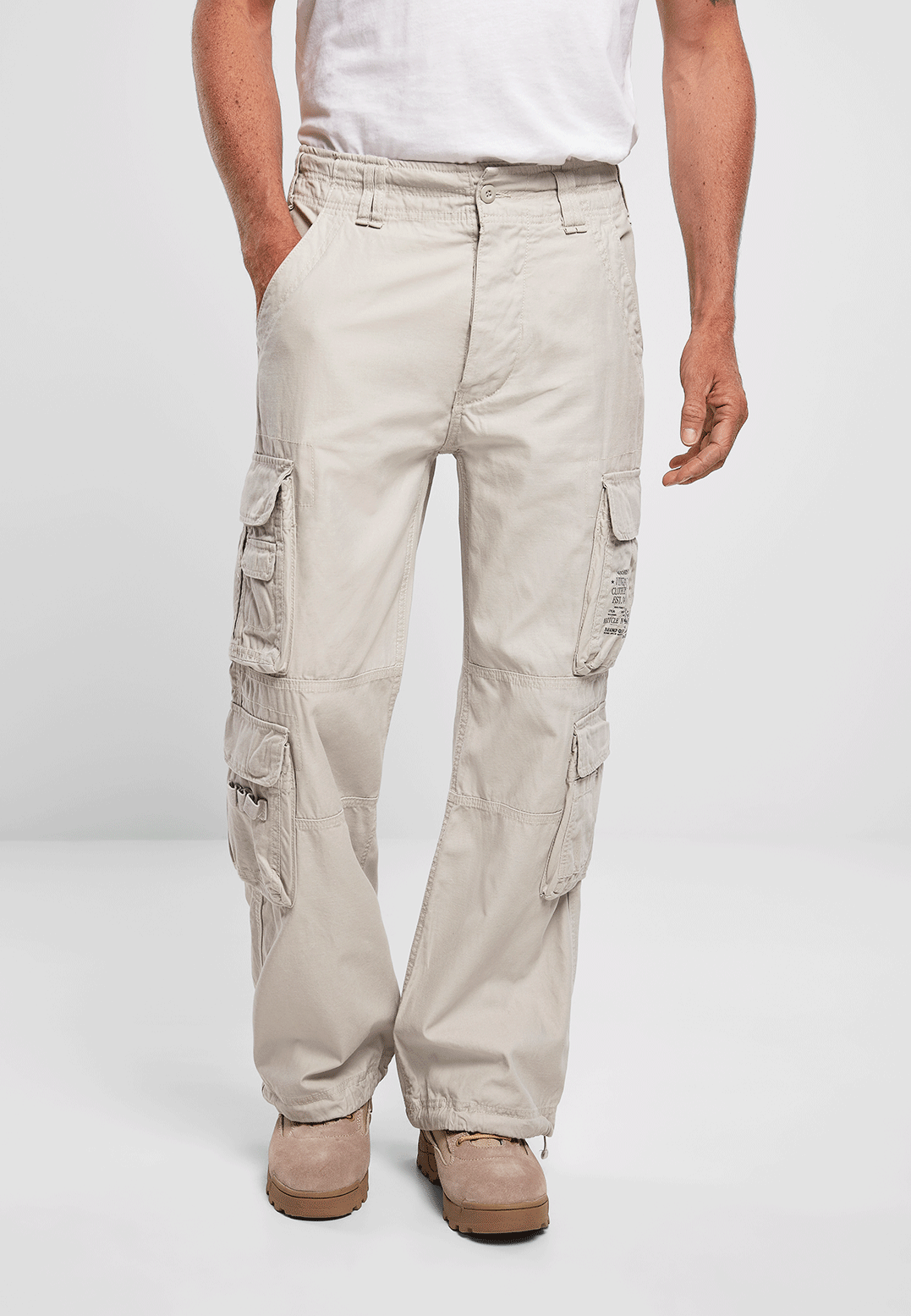 Brandit Pure Vintage Pants Old White – Robuste Herren Cargo-Hose aus Baumwolle im Onlineshop Schweiz.  