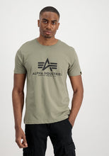 Laden Sie das Bild in den Galerie-Viewer, Alpha Industries Basic T-Shirt - Light Olive
