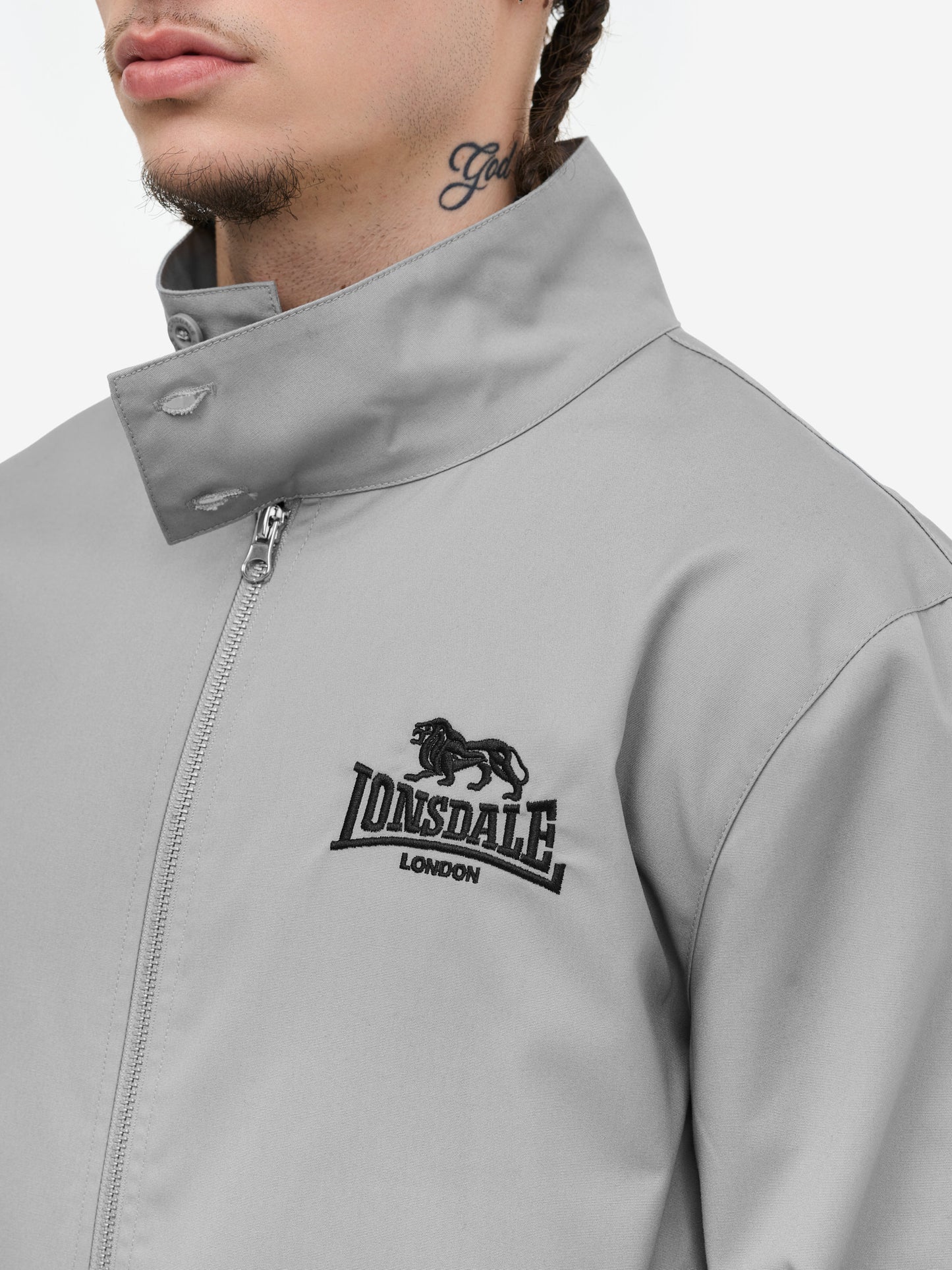 Logo-Stickerei & rot-kariertes Futter, Lonsdale Jacke Grau.