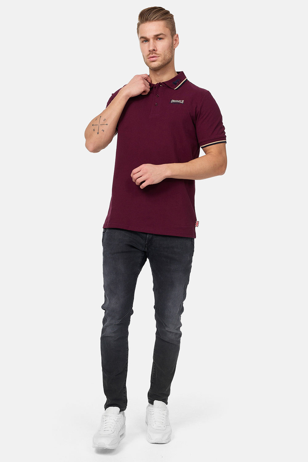 Lonsdale Lion Poloshirt – Zeitloser Klassiker in Oxblood.