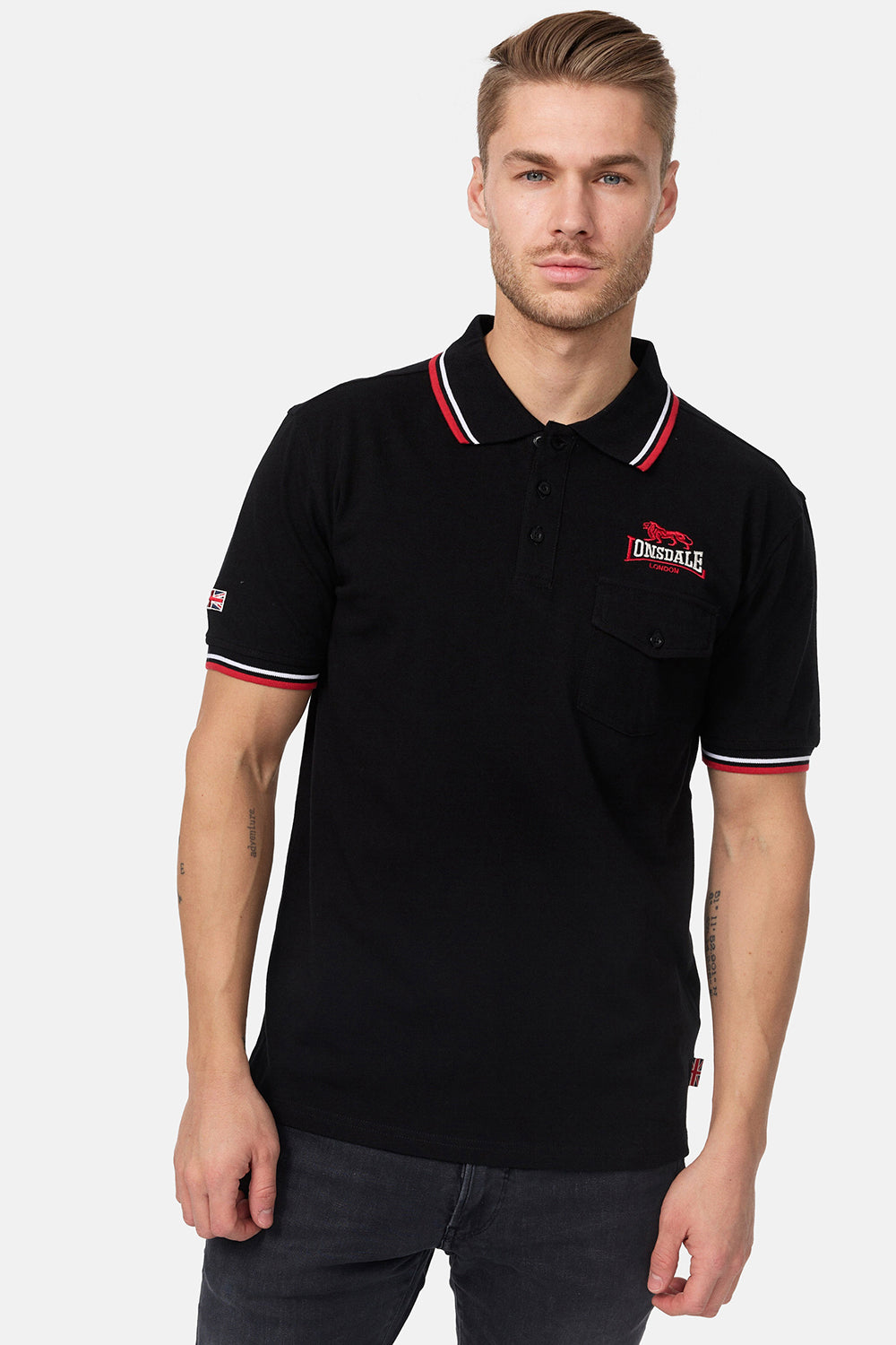 Schwarzes Lonsdale Lynton Poloshirt  aus gekämmter Baumwolle mit Brusttasche & sportlichen Kontraststreifen