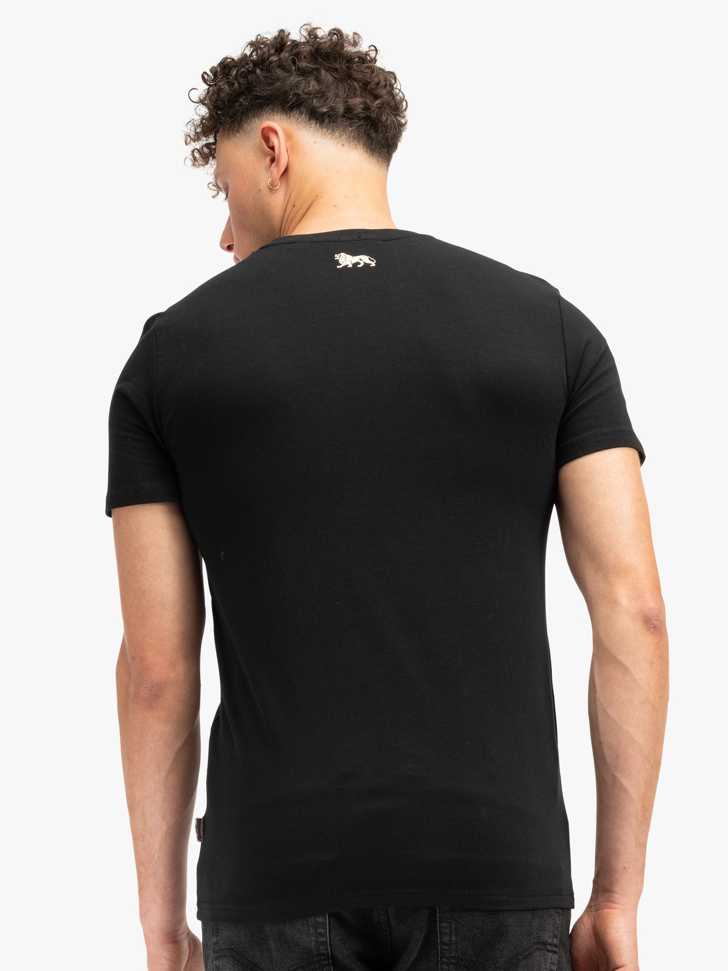 Lonsdale 114660 Bethersden T-Shirt Schwarz