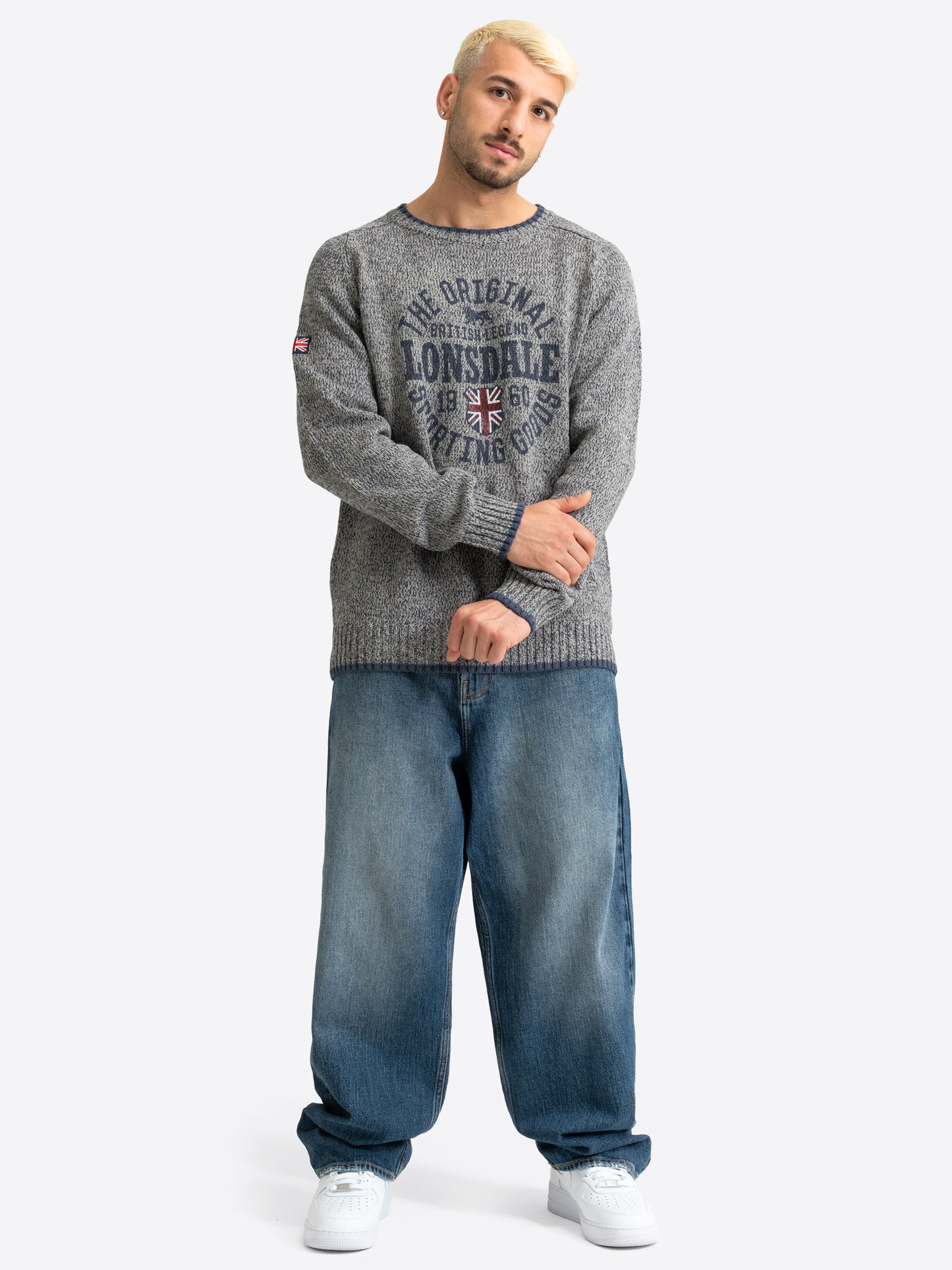 Grauer Lonsdale Strickpullover für Herren mit Rundhalsausschnitt und Logo-Print.