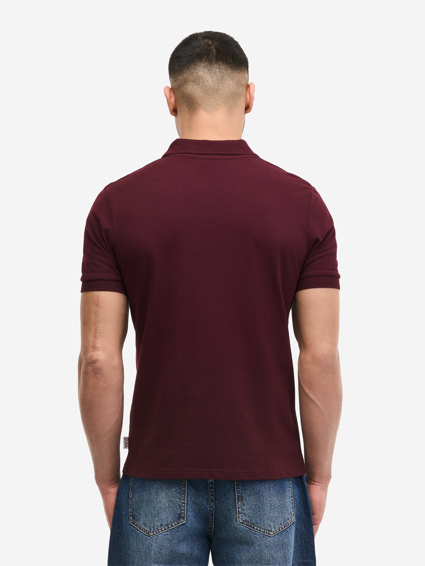 Rückansicht Lonsdale Poloshirt Oxblood, normale Passform.
