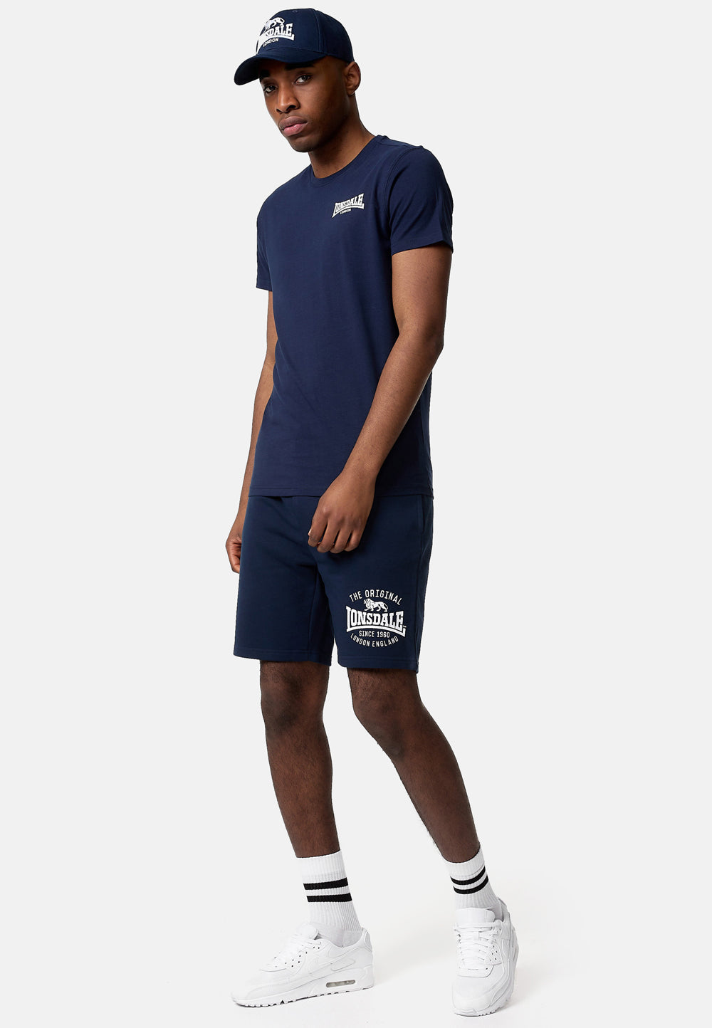 Lonsdale Elmdon Herren T-Shirt Navy in Slim-Fit mit 3D-Gummidruck auf der Brust.