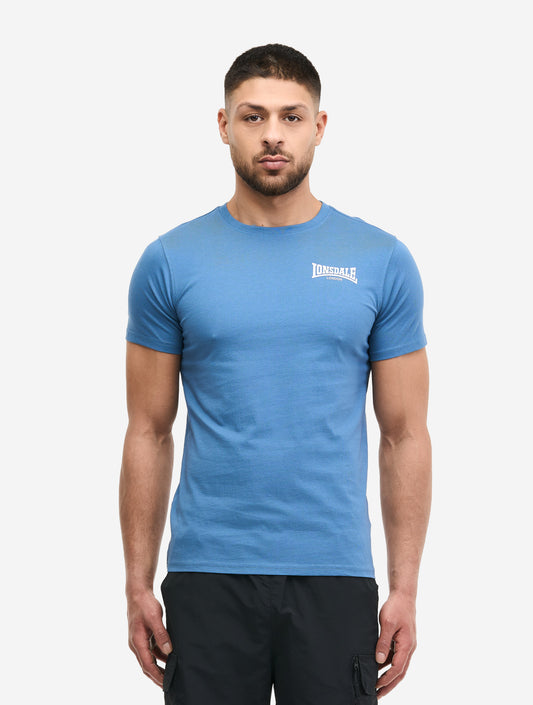 Blaues Lonsdale Elmdon Herren T-Shirt in Slim-Fit mit 3D-Gummidruck auf der Brust.