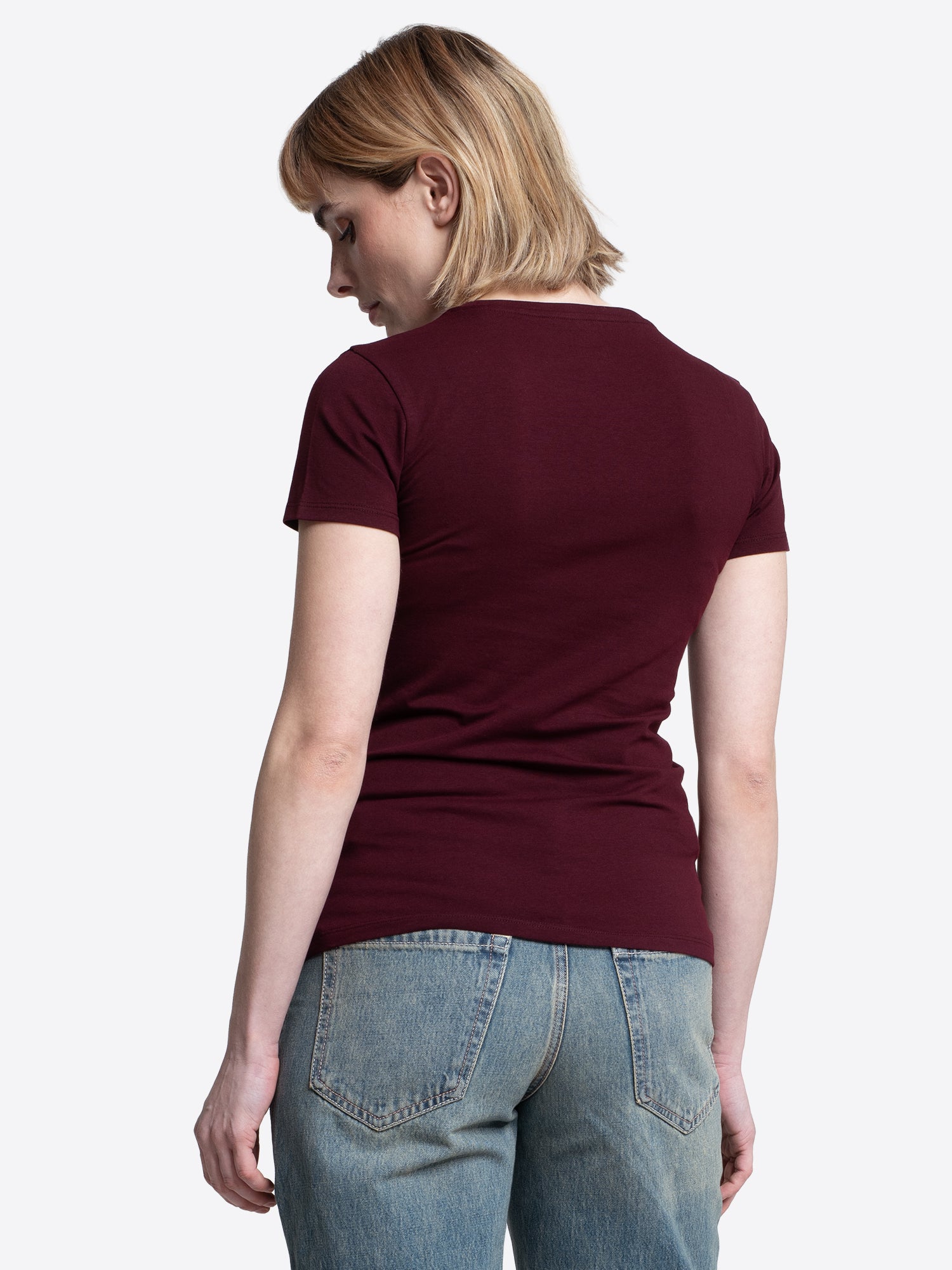 Lonsdale Frauen Shirt Oxblood mit taillierter Passform aus Baumwolle & Elasthan, Rückansicht.