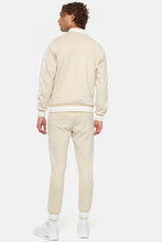 Laden Sie das Bild in den Galerie-Viewer, Lonsdale 117277 Ashwell Jogginganzug Sand/Weiss
