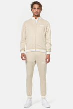 Laden Sie das Bild in den Galerie-Viewer, Lonsdale 117277 Ashwell Jogginganzug Sand/Weiss
