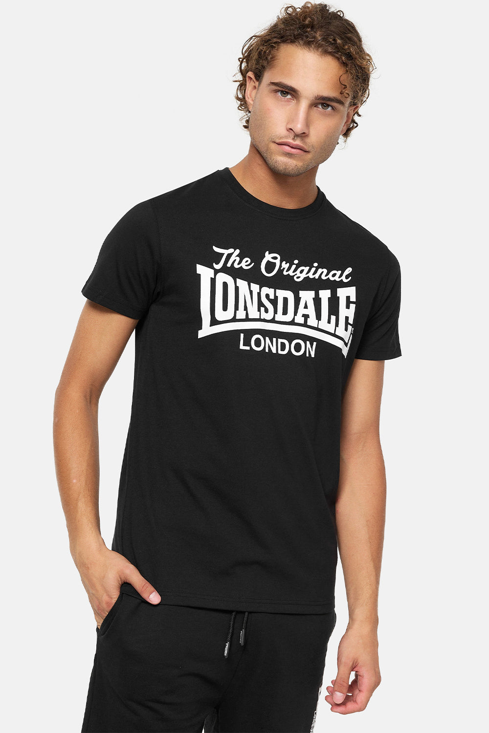 Lonsdale T-Shirt-Doppelpack – Schwarz und Olive, beide mit Logo-Druck vorn