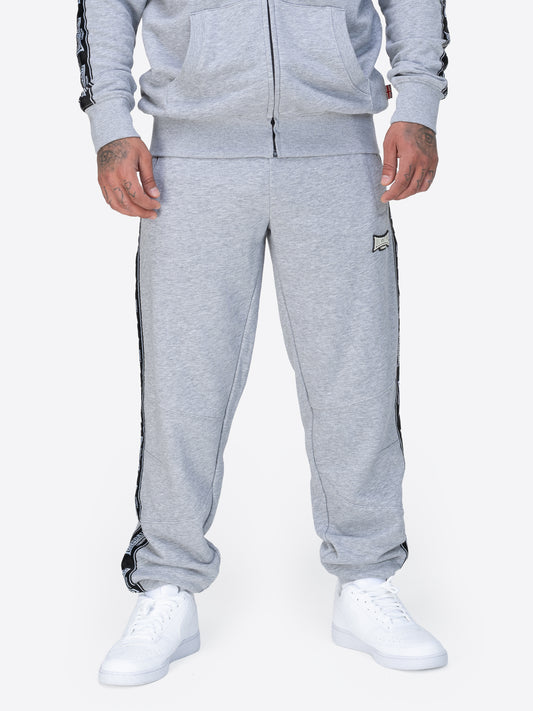 Lonsdale Jogginghose mit Logo-Tapes, sportlichem Schnitt und Seitentaschen – ideal für Freizeit und Training