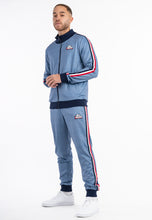 Laden Sie das Bild in den Galerie-Viewer, Lonsdale 117574 Gairsay Jogginganzug Blau Denim
