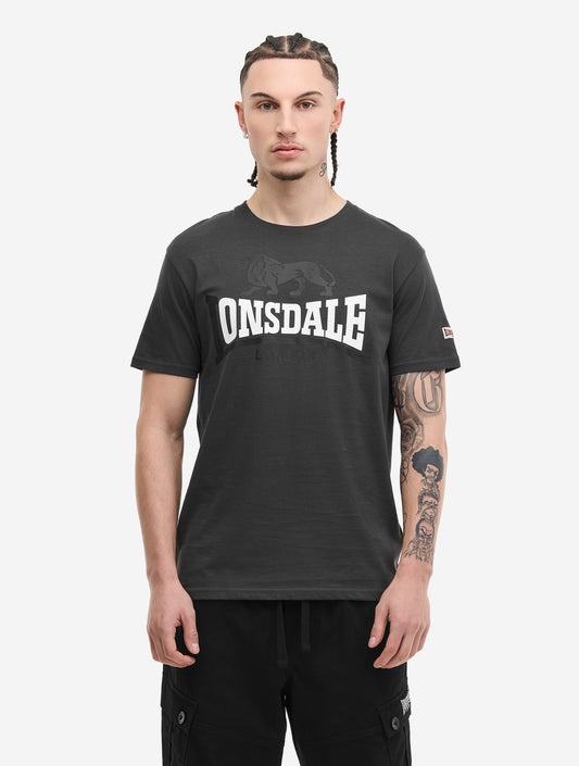 Dunkelblaues Lonsdale Elton Herren-T-Shirt mit weißem Logo-Print und Schulter-Tapes.
