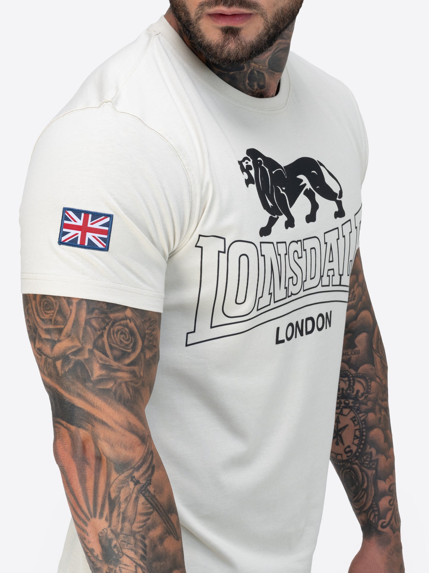 Lonsdale T-Shirt aus schwerem Jersey mit Logo-Print vorn und kleinen Ärmel-Details wie Union Jack