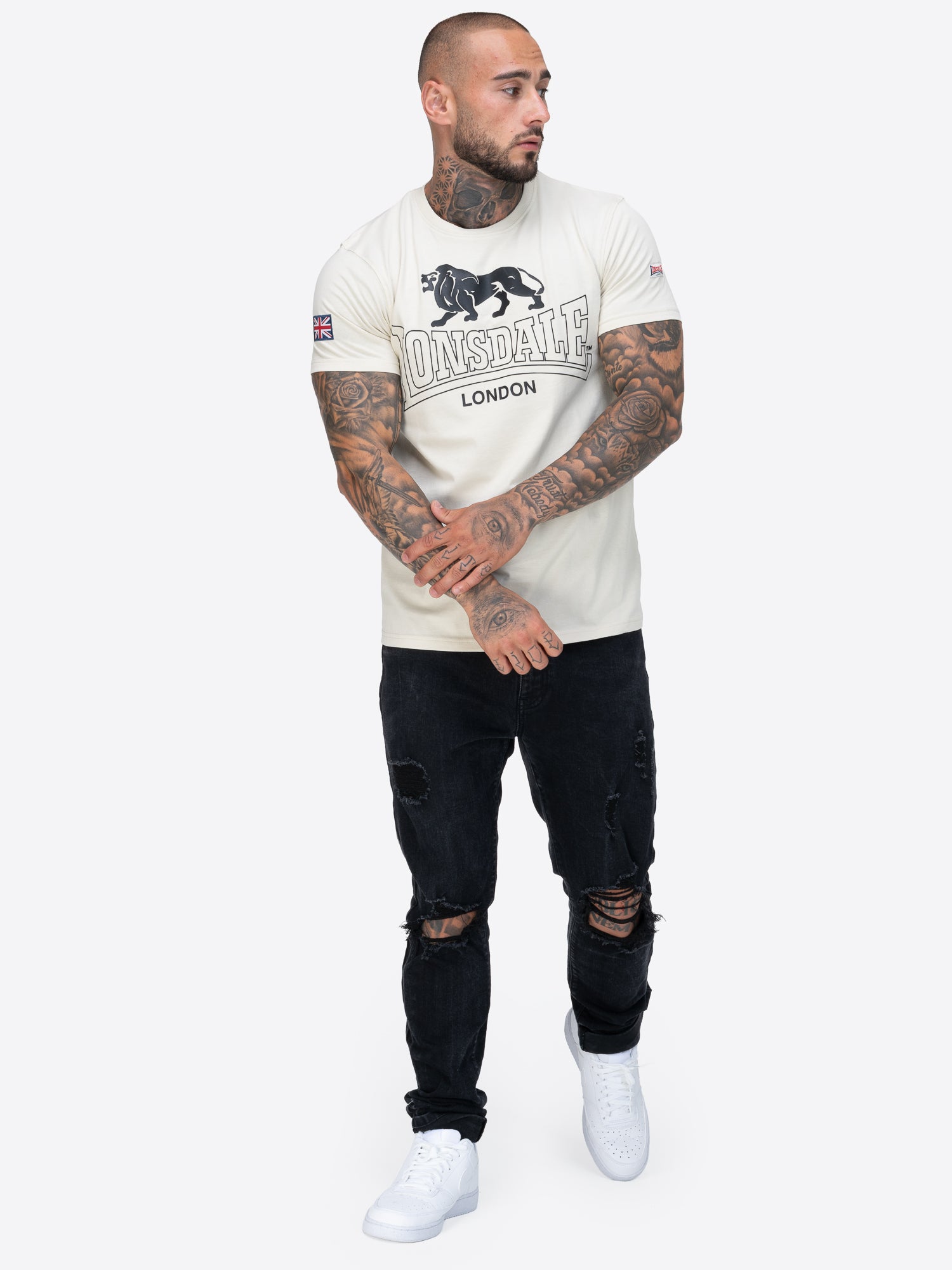 Lonsdale T-Shirt aus schwerem Jersey mit Logo-Print vorn und kleinen Ärmel-Details wie Union Jack