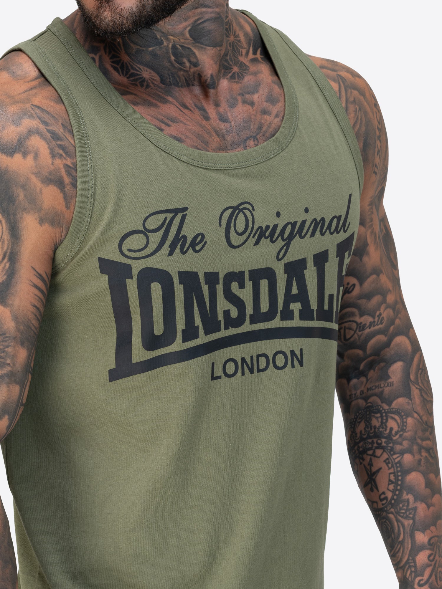 Lonsdale Singlets im Doppelpack in Schwarz und Oliv mit Frontdruck