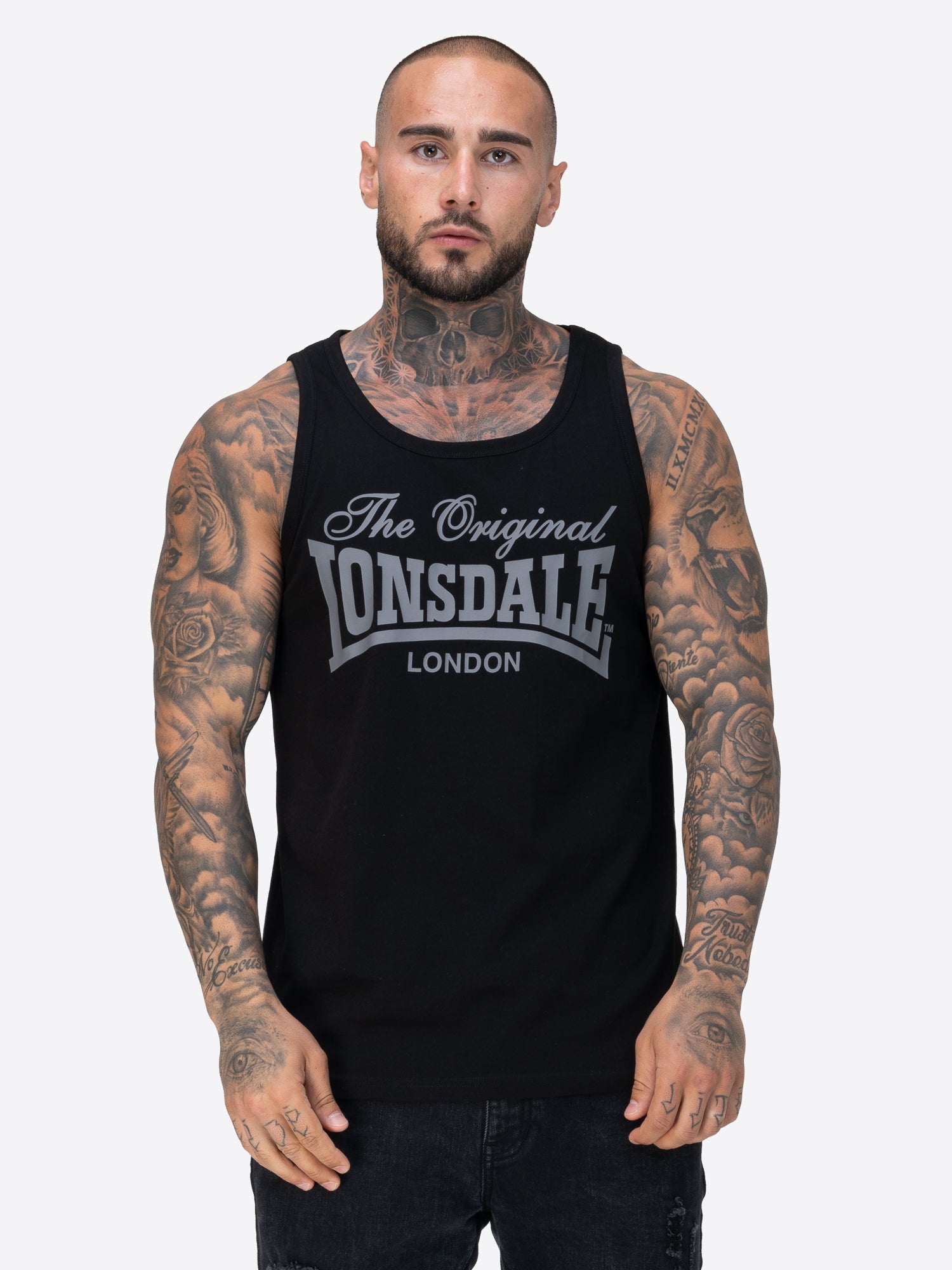Lonsdale Singlets im Doppelpack in Schwarz und Oliv mit Frontdruck