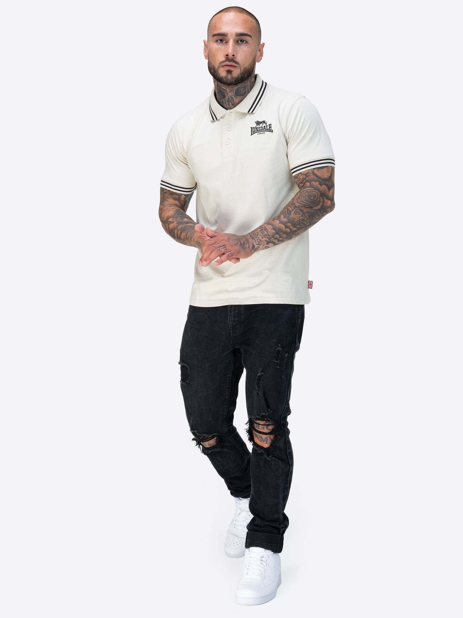 Lonsdale Poloshirt mit 3D-Gummi-Logo auf der linken Brust und gestreiften Bündchen an Ärmeln und Kragen