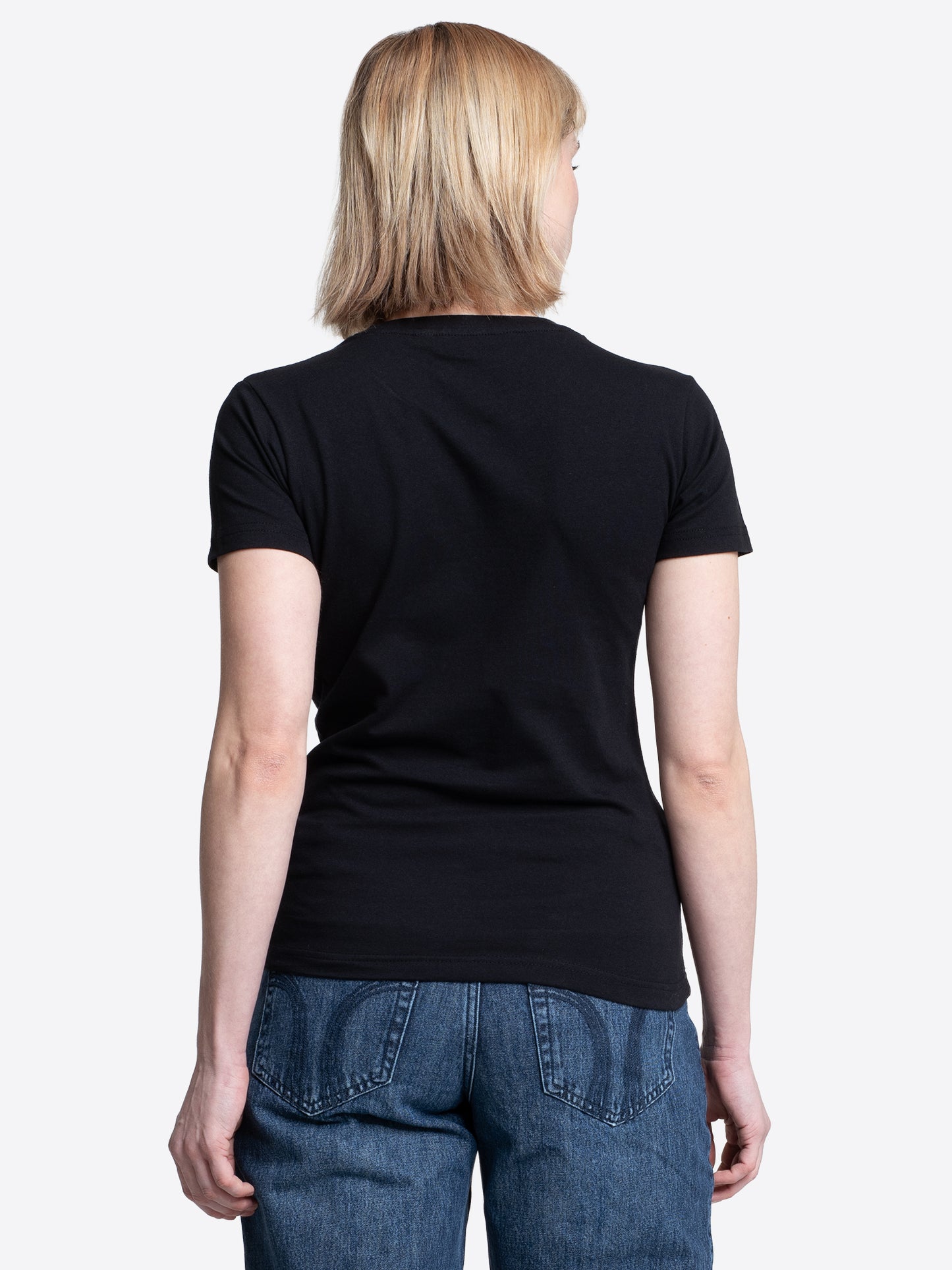 Schwarzes Lonsdale London Damen T-Shirt Combe mit markantem Logo-Print auf der Vorderseite.