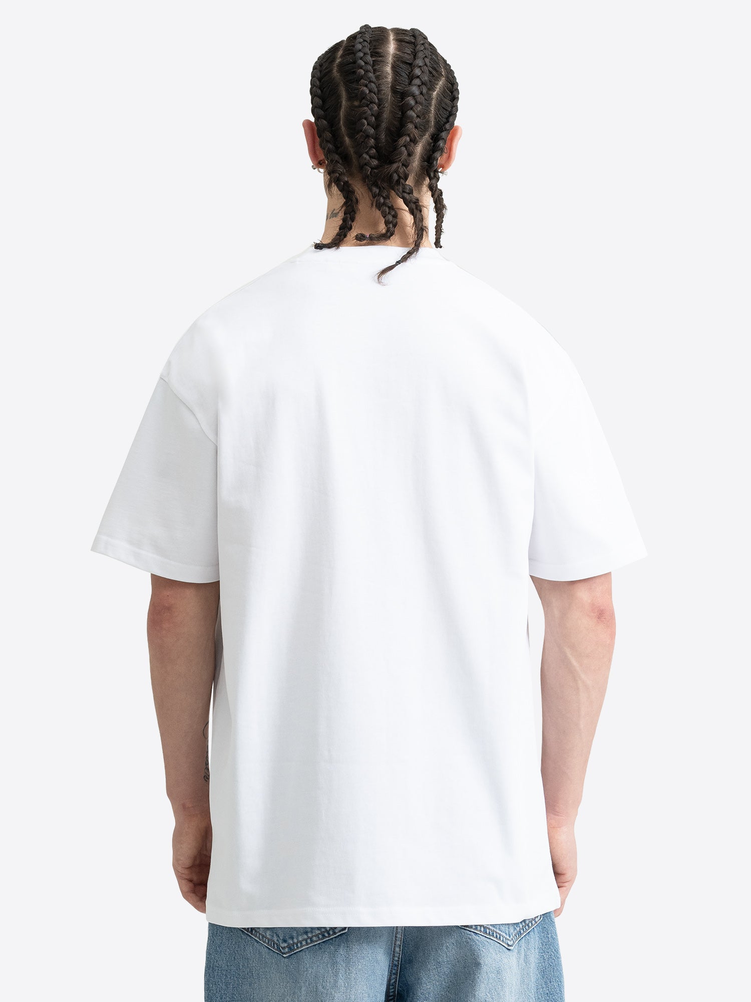 Rückseite des weissen Lonsdale Oversize Herren T-Shirts im weiten Schnitt.