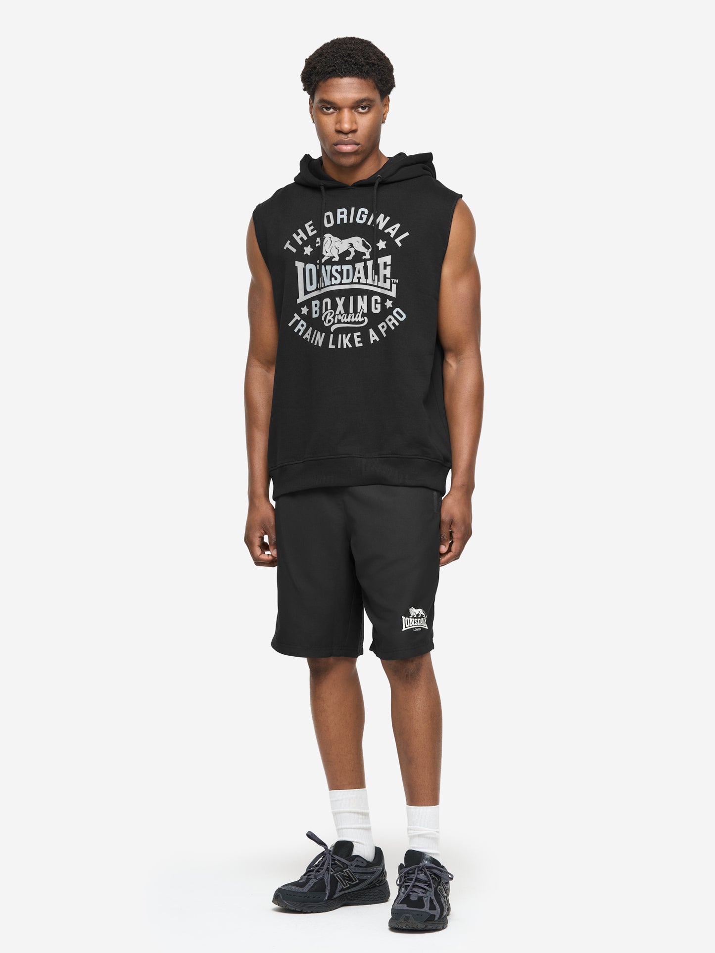 Lonsdale Funktionsshorts für Herren in Schwarz, leicht und bequem.“