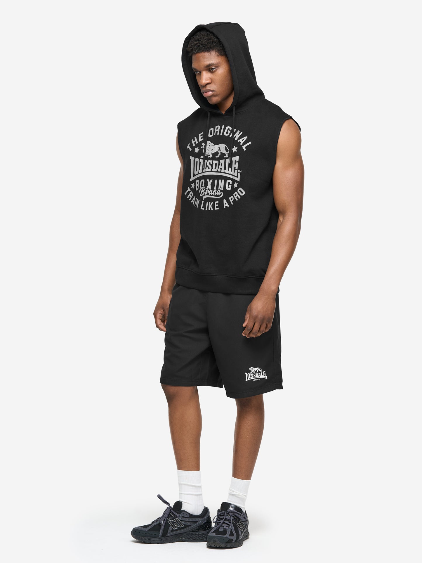 Lonsdale Funktionsshorts für Herren in Schwarz, leicht und bequem.“
