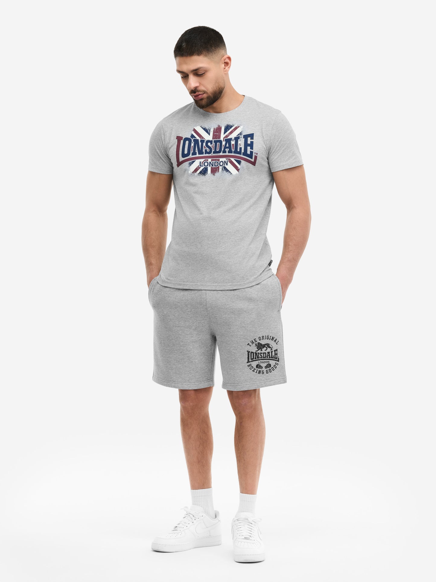 Lonsdale Ramshaw Herren T-Shirt in Marl Grey: Sportlicher Style mit grossem Logo-Print und Union-Jack-Label in weicher Jersey-Qualität.
