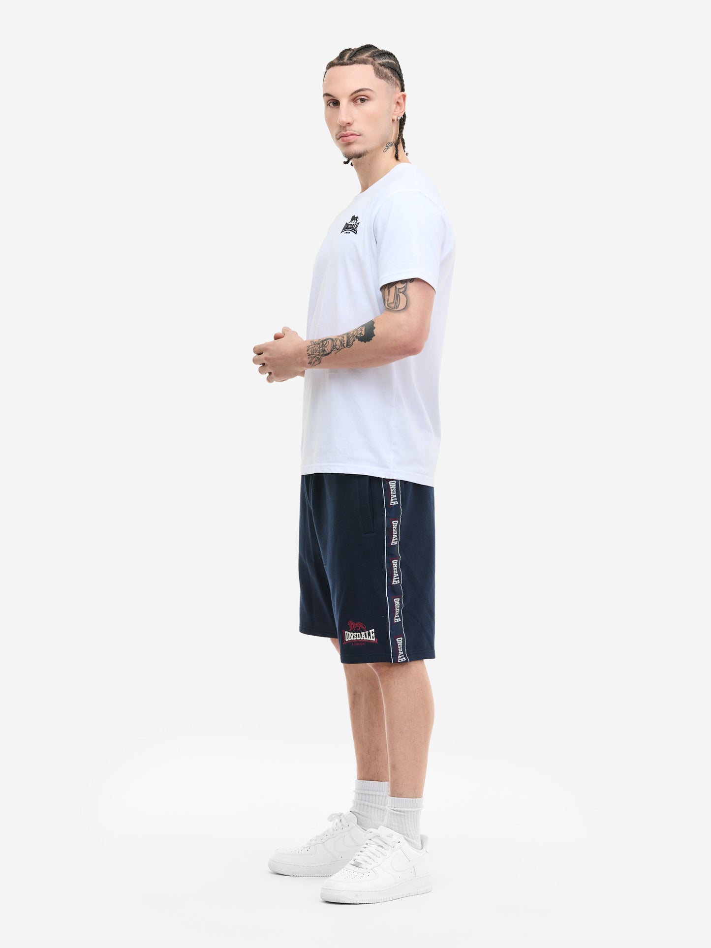 Lonsdale Herren Shorts in Dark Navy, Vorderansicht mit Logo-Stickerei und Kordelzug