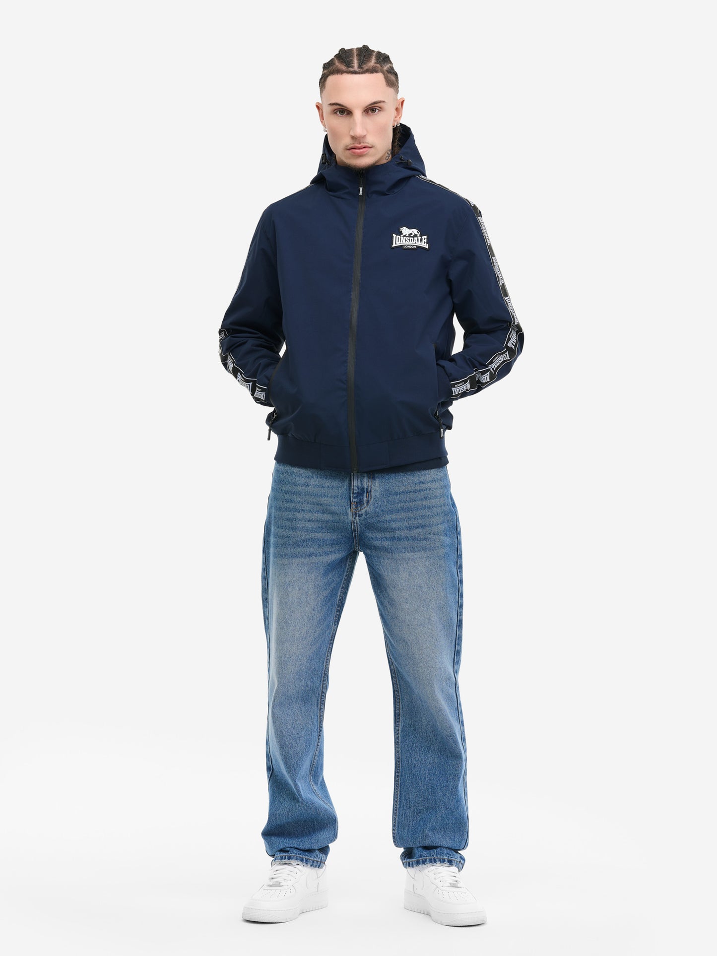 Lonsdale Herren Kapuzenjacke in Navy, normale Passform, mit Reissverschluss und Logo-Badge auf der Brust.
