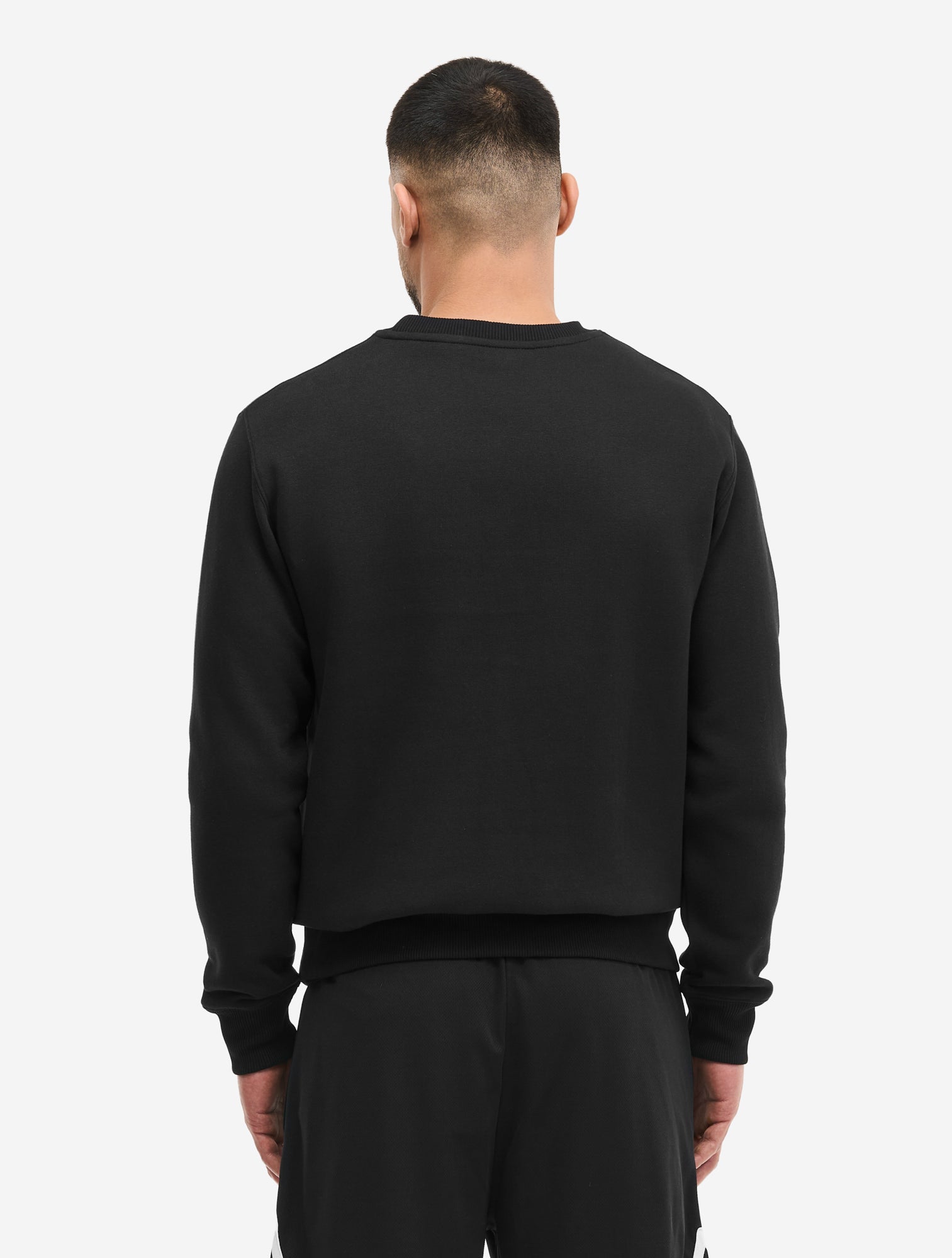 Schwarzer Lonsdale Herren Pullover Rückseite, schmale Passform

