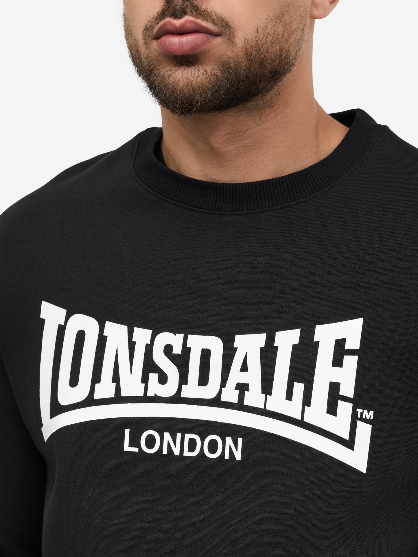 Lonsdale Logo-Druck weiss auf schwarzem Slim Fit Sweatshirt