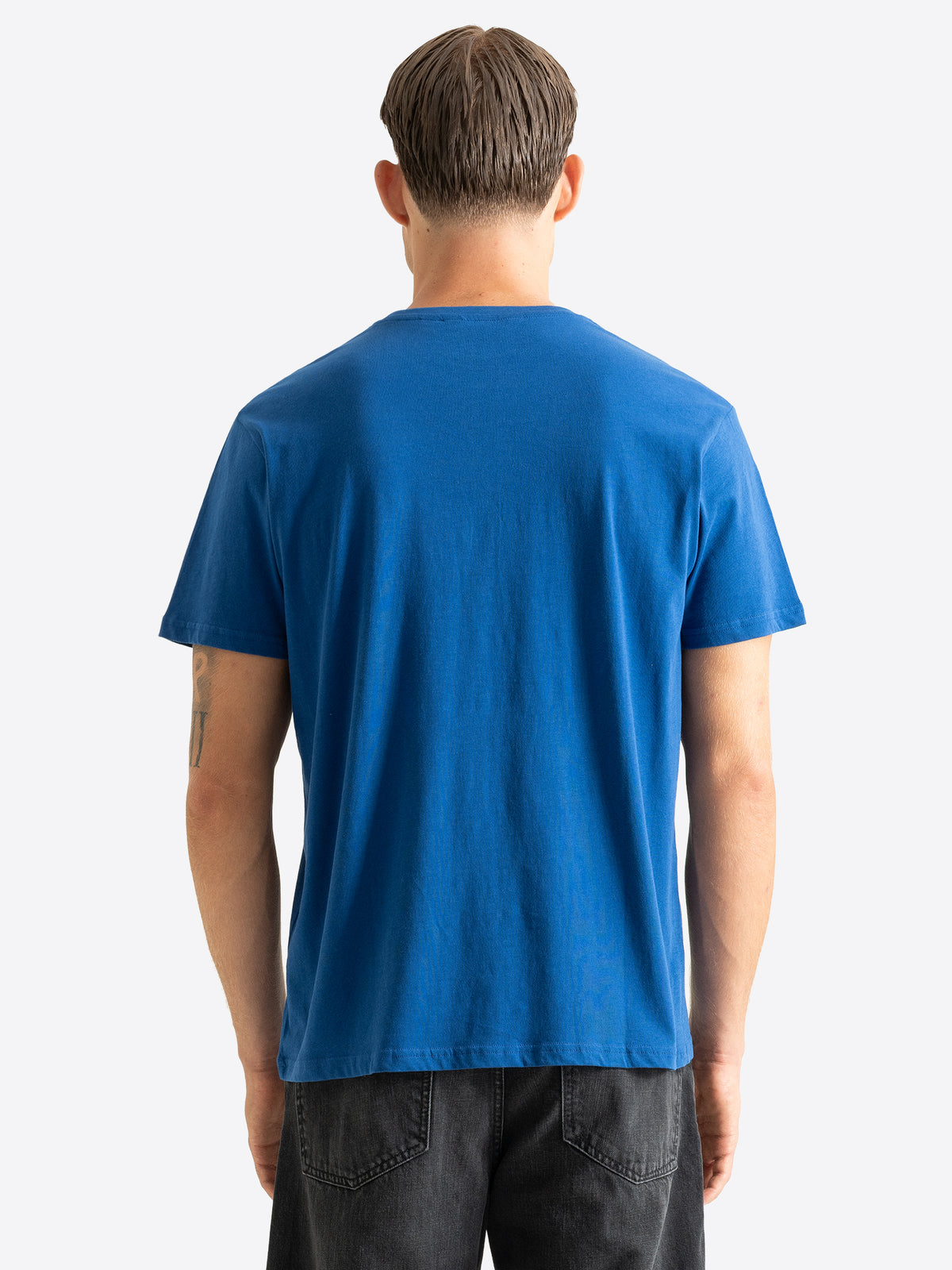 Blaues Lonsdale London Herren T-Shirt Rückansicht ohne Print.
