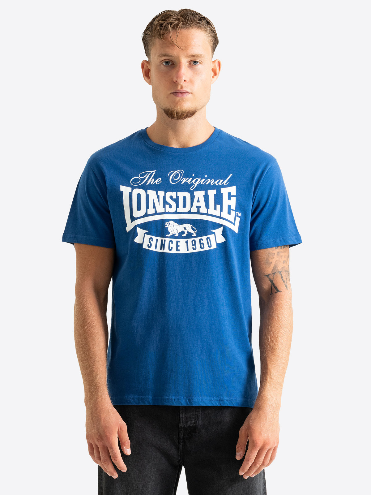 Blaues Lonsdale London Herren T-Shirt mit grossem weissem The Original Since 1960 Print.
