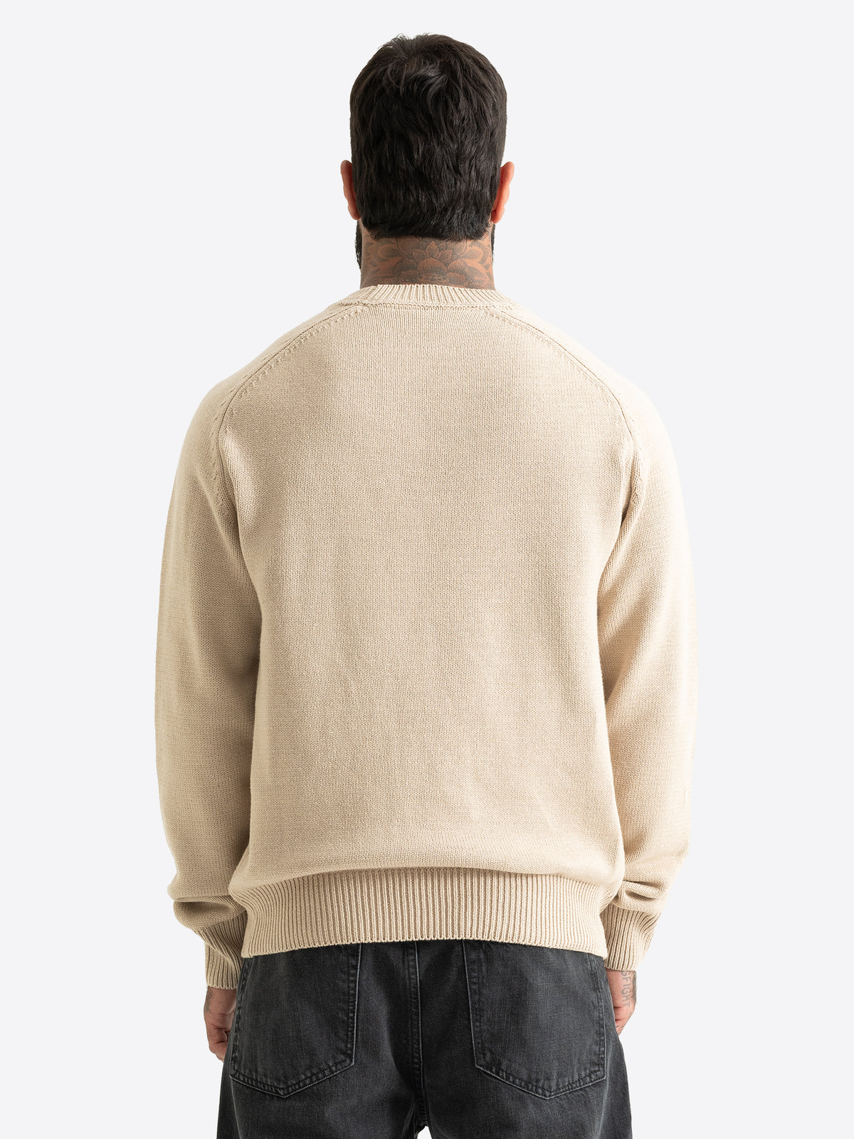Rückenansicht des sandfarbenen Lonsdale Herren Strickpullovers